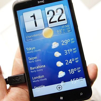 HTC의 새 윈도폰, 타이탄과 레이더는 무엇이 달라졌을까?