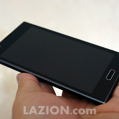 옵티머스 LTE2에 녹아있는 LG의 스마트폰 디자인 스타일