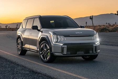 "7인승 패밀리 슈퍼 SUV 온다" 기아, 'EV9 GT' 환경부 인증 완료. 1회 충전에 421km 주행