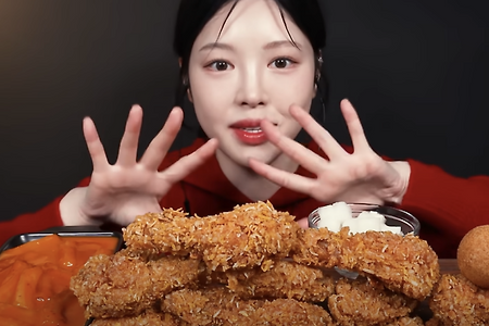 ‘심야 먹방’은 새로운 콘텐츠 루틴이다
