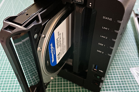 네트워크 저장장치 나스(NAS) Synology DS220+ 개봉기