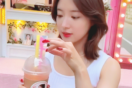 220726 이세영 인스타그램 gif