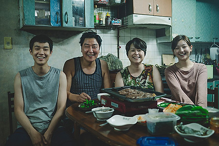 [영화] 기생충 - 사회와 인간의 본성 해석 (결말 포함/스포 주의) - 오뿜뿜 강수