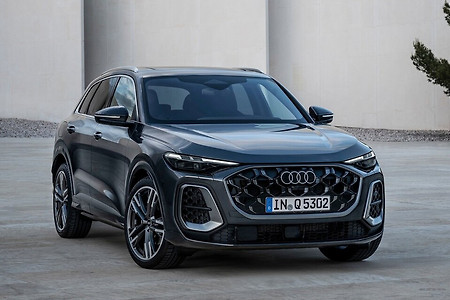 "벤츠 GLC·BMW X3 상대 안되죠" 아우디, 압도적인 디자인으로 변신한 'Q5 풀체인지' 내년 국내 출시