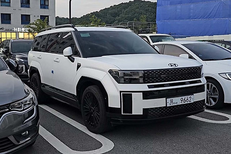 "EV 모드로 100km 달린다고?" 현대차, 중형 SUV '싼타페 플러그인 하이브리드' 국내 포착. 내년 국내 출시