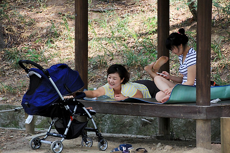 공원 속의 가족들 (인천대공원. 2012.06.28.목)