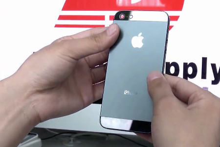 아이폰5(iPhone5)의 뒷면 커버로 보는 아이폰5 특징