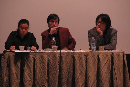 “존 포드의 요소들에 그림자가 드리워진 영화다”