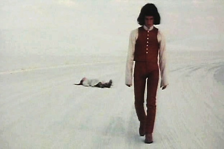 시원적인 공간, 인간의 신체  - 필립 가렐의 <내부의 상처>