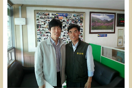 <'4월,서른번째 충북 오창에서 뉴모닝 구입해 주신 고객님><'2011년식 뉴모닝차량을 판매하며><중고차차량 한대를 팔기 위해 최선을 다하겠습니다><믿고 거래해 주신 고객님 감사합니다>