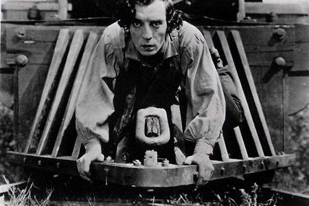 [에세이] 참 좋은 약국 '서울아트시네마'