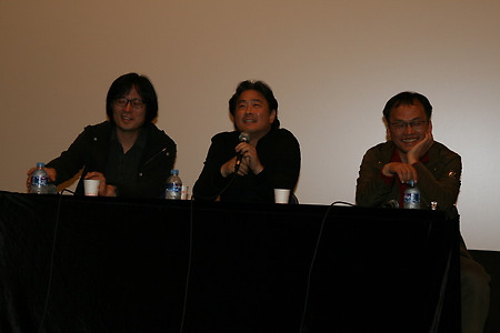 [작가를 만나다] &ldquo;비장한 순간에 어울리지 않는 웃음을 끌어내는 것&rdquo;