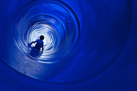 靑 - 푸른색 터널을 지나면...