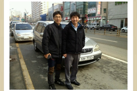 <충남 공주에서 방문해 주신 고객님 - 카렌스차량을 판매하며><믿고 거래할 수 있는 중고차 판매><100 만원 가격의 저렴한 중고차-싸고 좋은 차량 있습니다>