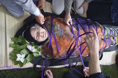 관이 필요없는 수의
