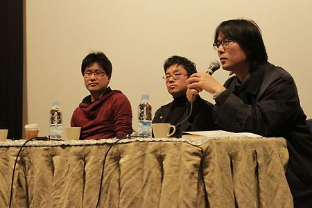 “모든 가치관이나 생각을 뒤집는 면에 이상한 쾌감이 있다”