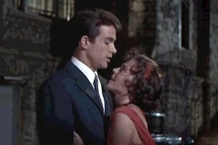 현대판 &lsquo;로미오와 줄리엣&rsquo;이 펼치는 젊은 날의 초상