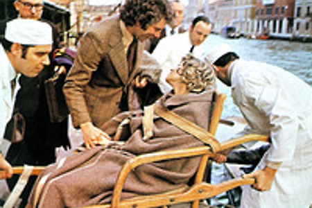 [씨네21] 봉준호 감독과 볼까 홍상수 감독과 볼까