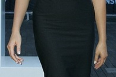 긴 드레스 의류 패션 모델 치마 아름다움 여자 유행 스타일 우아한 포즈 여배우 젊은 여성 - 무료이미지