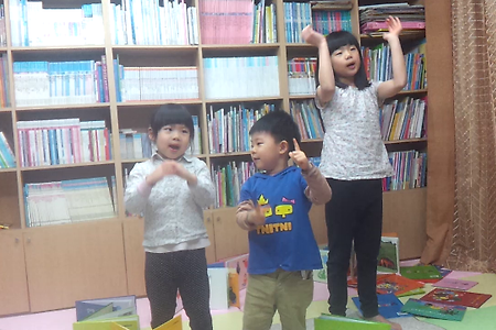 [세계댄스경연대회 우승앙코르작][해피바이러스율동][밀려오는 파도처럼 내 마음에 사랑이]