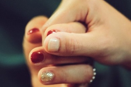 커플 손 함께 사랑 팀 행복 꽃 악수 한쌍 연인 기도 감정 결혼식 웨딩 여자 사람들 - 무료이미지