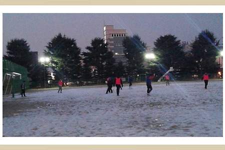 [설원위의 축구교제][청년의 시기][한남대네비게이토선교회][겨울철축구]