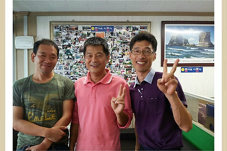 <충남 논산에서 방문해 주신 고객님-뉴엑센트차량을 판매하며><비오는 날의 중고차매장풍경>