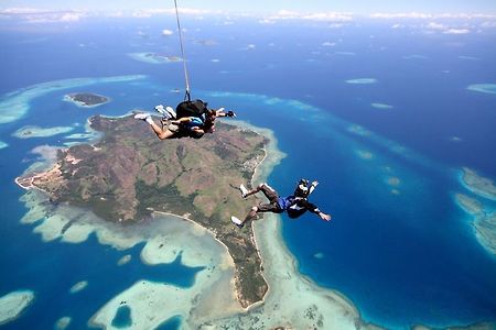 Alexa skydiving over the beautiful Fiji Islands - With Skydive Fiji