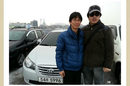 <'2013년 열두번째 고객님-경기도 일산에서 방문해 주신 고객님><아반떼 HD 구입해 주신 고객님-가장 일반적인 중고차 색상은? 은색><눈길을 헤치며 찾아 주신 고객님 감사합니다>
