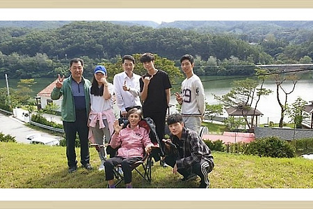 ​#어머니 #사랑하는어머니  #어머니를 위하여 #단 하나의 이름 ​