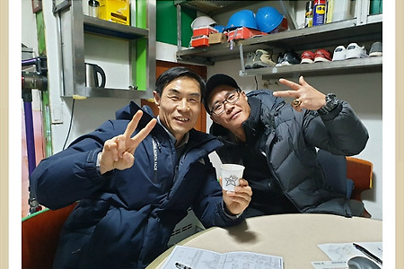 [광주중고차 코란도밴 판매] 인테리어 현장에서 일하시는 고객님