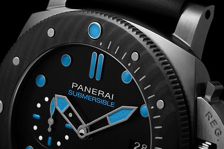파네라이 섭머저블 시계 컬렉션 디자인 비교