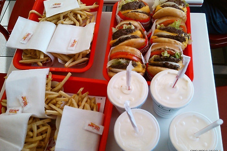 인-앤-아웃 버거 더블-더블 In-N-Out Burger Double-Double
