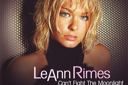 #. Leann rimes / how do i live + can`t fight the moon light