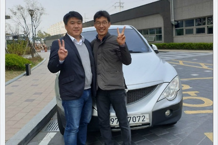 진해중고차, 액티언스포츠구입, 환한웃음, 신뢰의거래