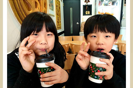 성탄 전날 아이들과 함께 #메리크리스마스 Merry Christmas #기쁜성탄 #teatime #familyday