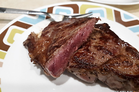 크리스마스 이브 저녁식사 - 비프 립아이 스테이크 Beef Ribeye Steak