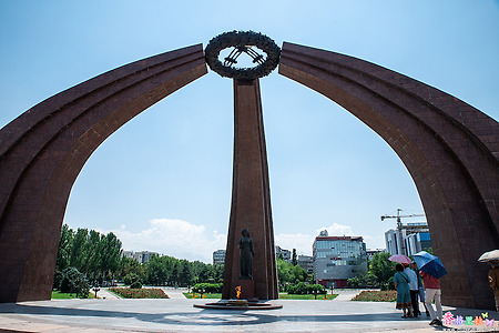 [키르기스스탄] 비쉬켁(Bishkek) 빅토리광장(Victory Square)