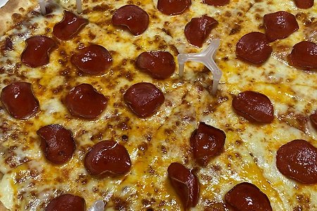 긱스피자 군포점에서 시켜 먹은 페퍼로니 피자! 맛있다! 이것이 미쿡의 맛이로구나!