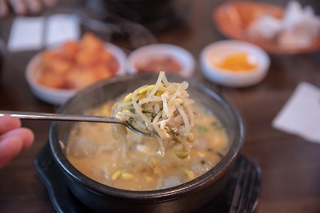서여의도 국회의사당역 맛집 종가댁 전주콩나물국밥 : 여의도에서 이 가격에 밥을 먹을 수 있다니!