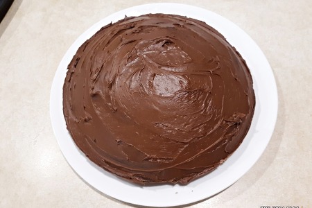 [넷째의 베이킹] 막둥 넷째가 만든 초콜릿 케이크 - 이젠 막둥이도 베이킹을 잘 해요.