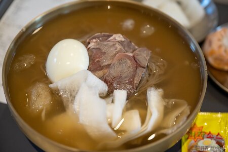 시청역 맛집 김선생 나주곰탕에서 냉면을 먹었다.