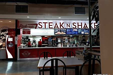 애리조나 대학교 (University of Arizona) Steak 'n Shake