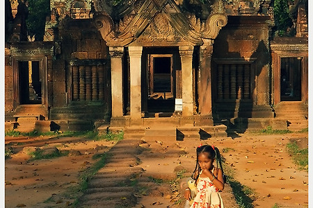 [캄보디아여행/앙코르유적지] 유적지의 귀여운 아이