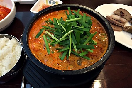 함경진순대 : 서여의도 맛있는 순댓국밥집