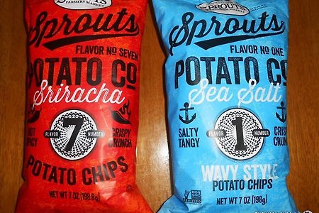 [미국] 마켓 브랜드 포테이토 칩 Sprouts Potato Co "Sriracha"와 "Sea Salt"
