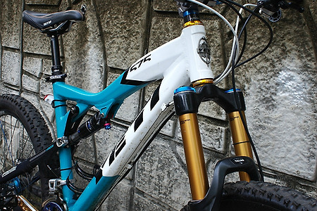 올마운틴 자전거 예티 575의 부품구성과 몇가지 특징
