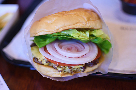 서여의도 맛집 바스 버거 : 알고 먹어야 맛있는 햄버거인 듯.