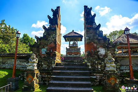 [인도네시아] 따만아윤 사원(Pura Taman Ayun) Gate