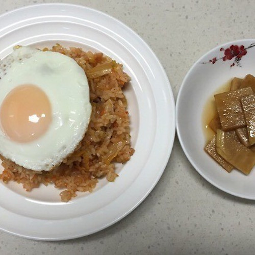 김치볶음밥 맛있다~^^